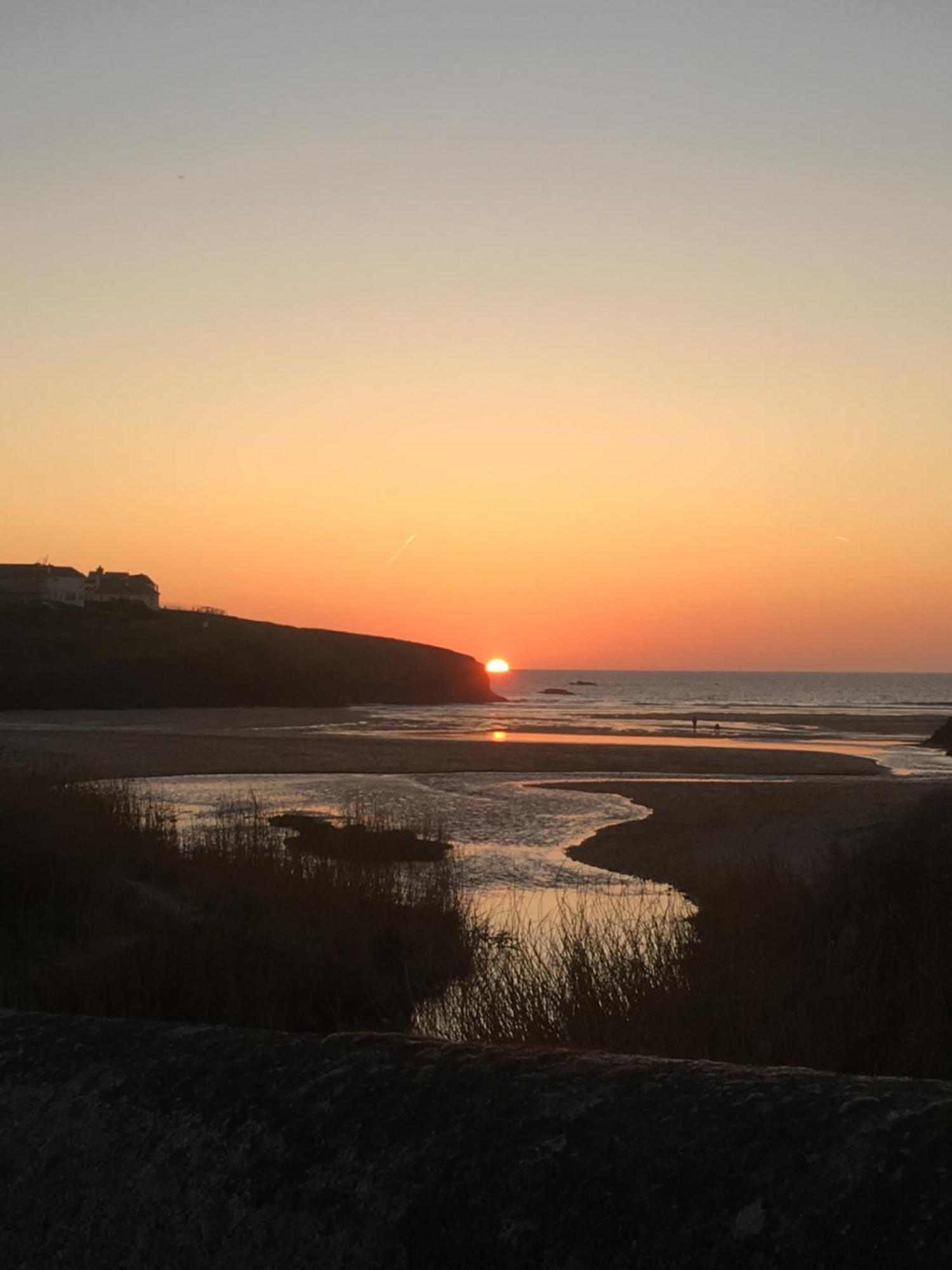 Tides Reach, Deluxe Shepherds Hut 1, 100M From The Beach Saint Merryn Exterior foto